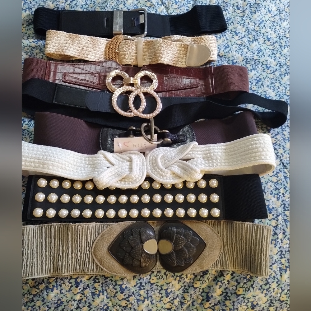 Belts - Picture 3 of 7